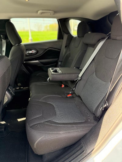 2020 Jeep Cherokee Latitude