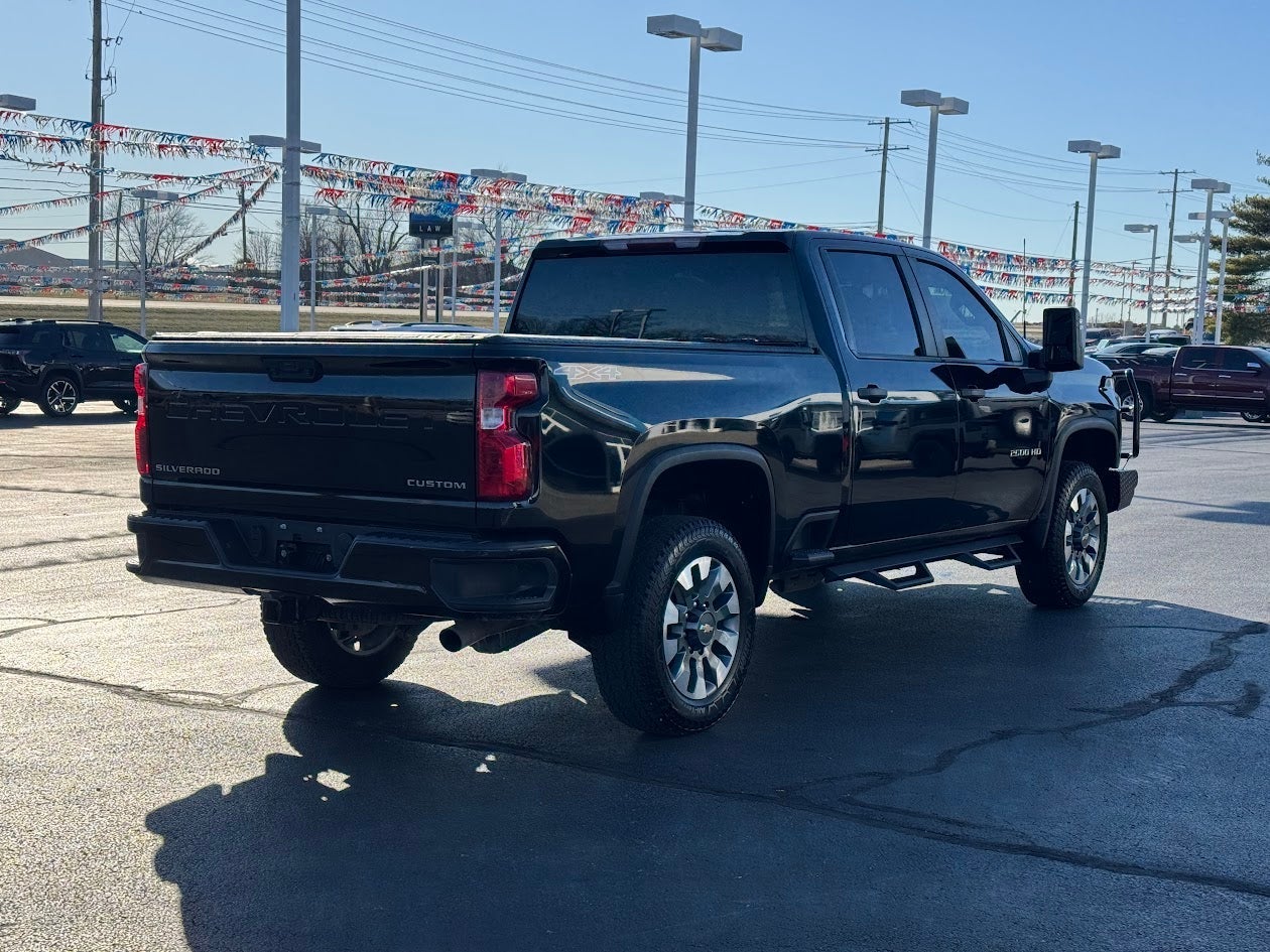 2022 Chevrolet Silverado 2500 HD Custom
