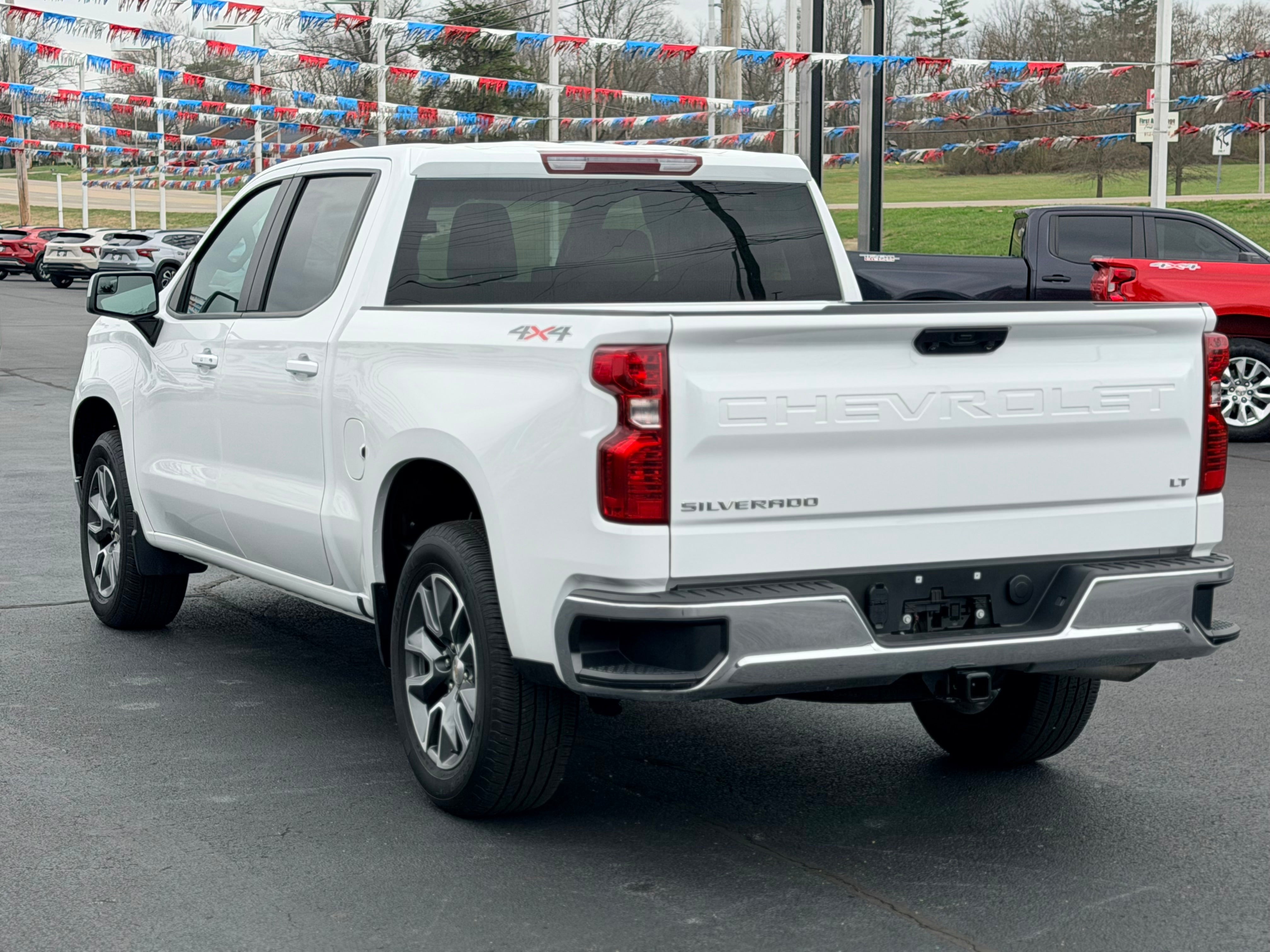 2024 Chevrolet Silverado 1500 LT (2FL)