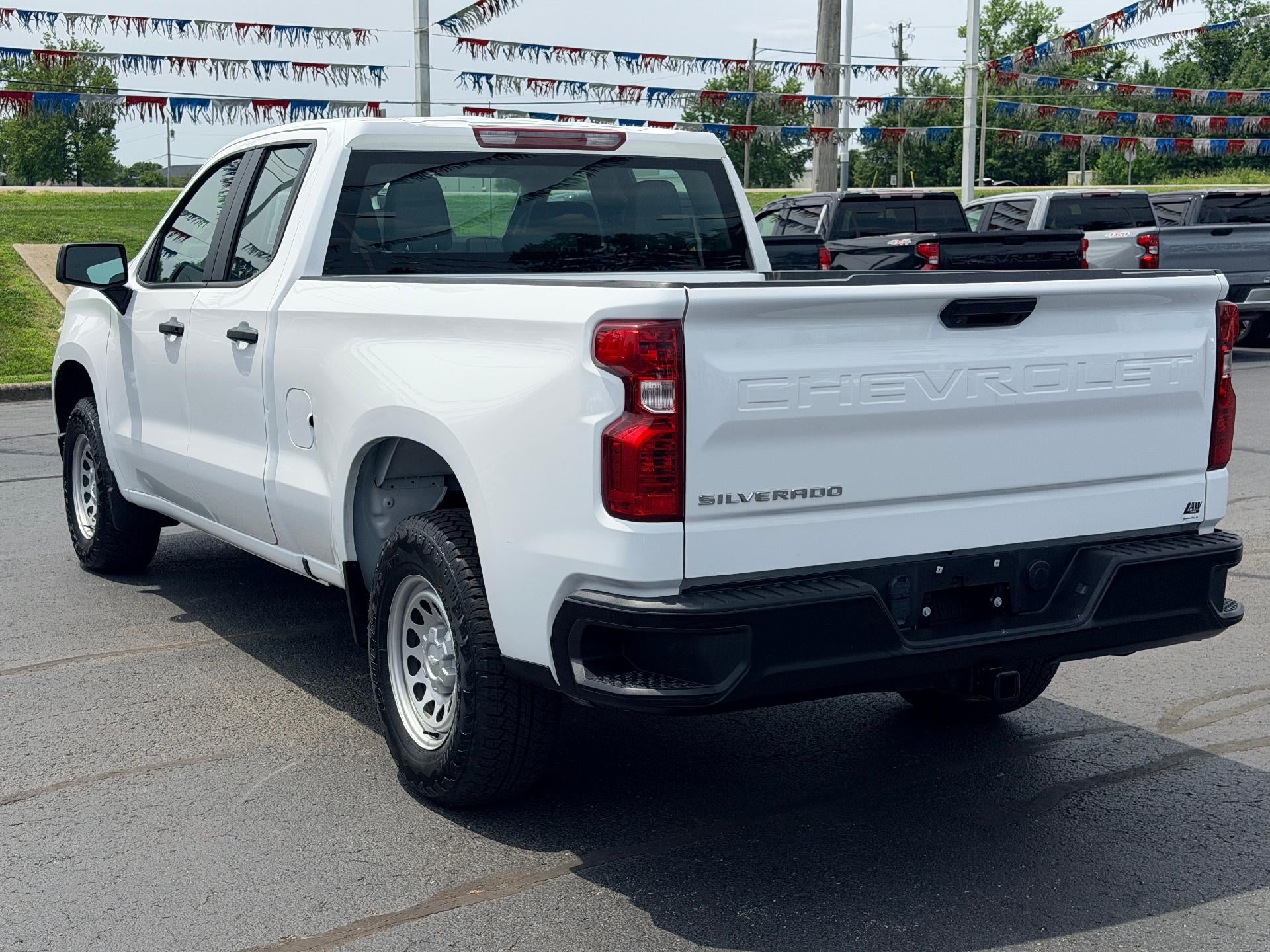 2025 Chevrolet Silverado 1500 WT