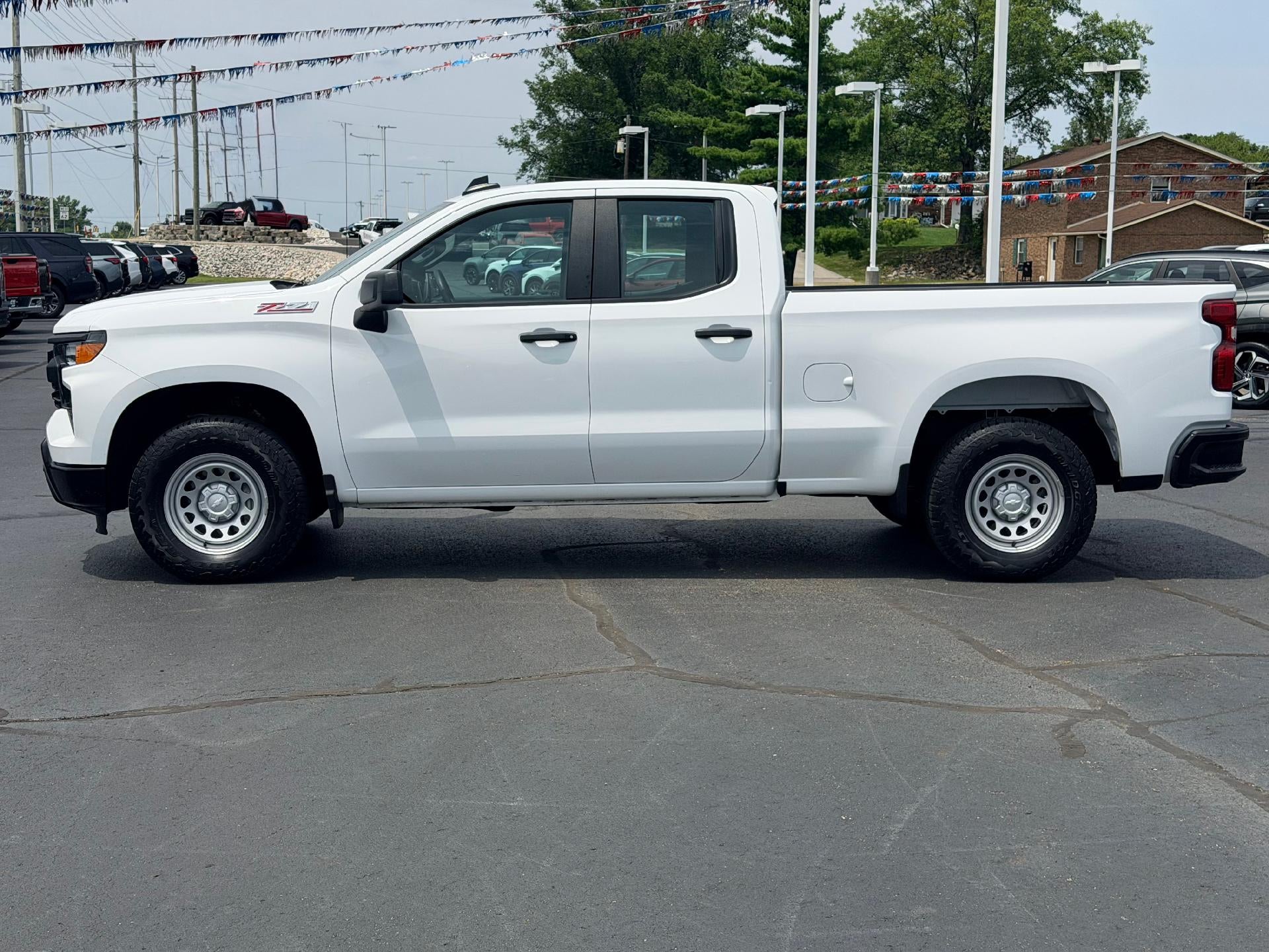 2025 Chevrolet Silverado 1500 WT