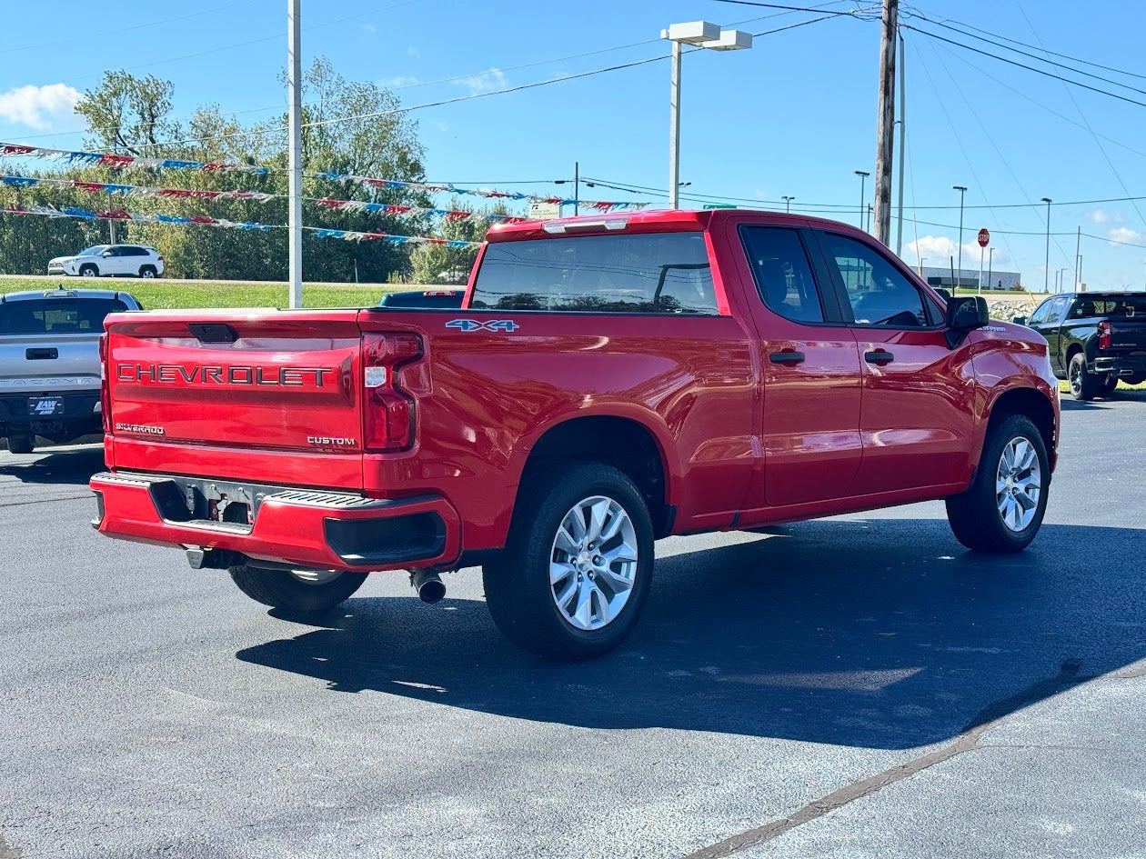 2020 Chevrolet Silverado 1500 Custom
