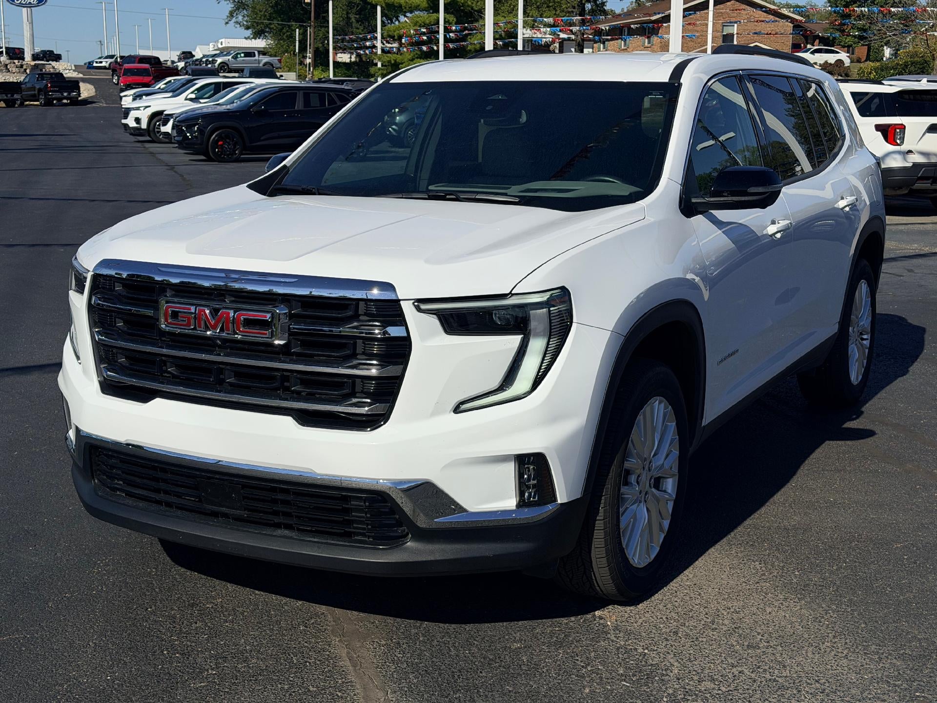 2024 GMC Acadia Elevation
