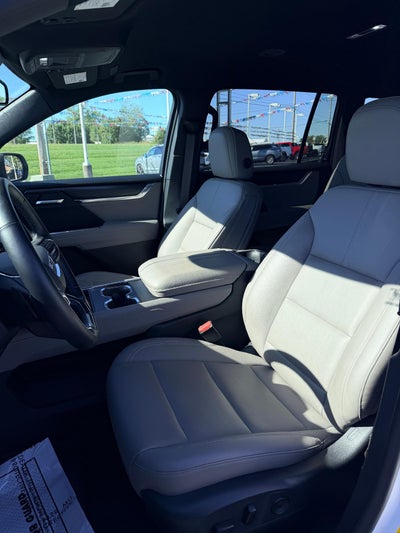 2024 GMC Acadia Elevation