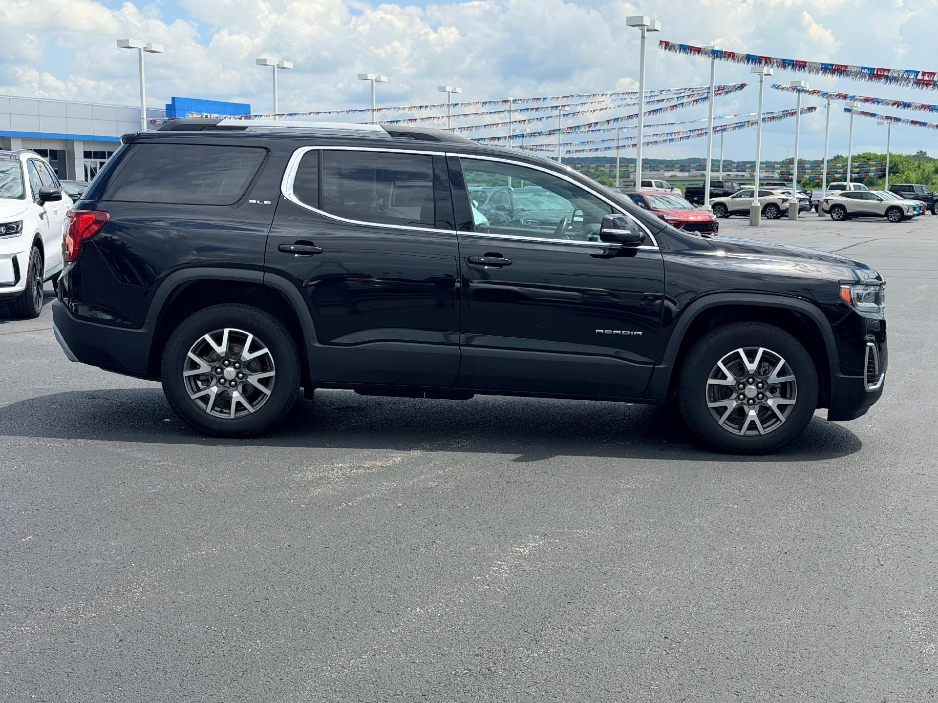 2021 GMC Acadia SLE