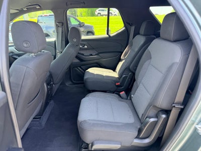 2022 Chevrolet Traverse LT Cloth