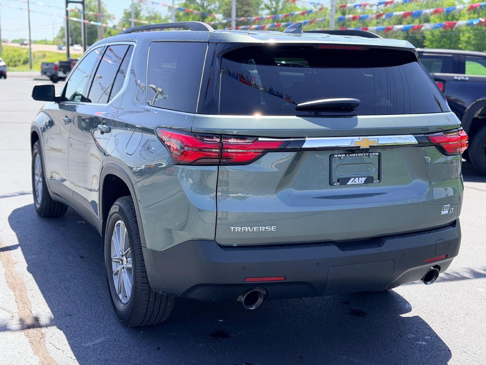 2022 Chevrolet Traverse LT Cloth