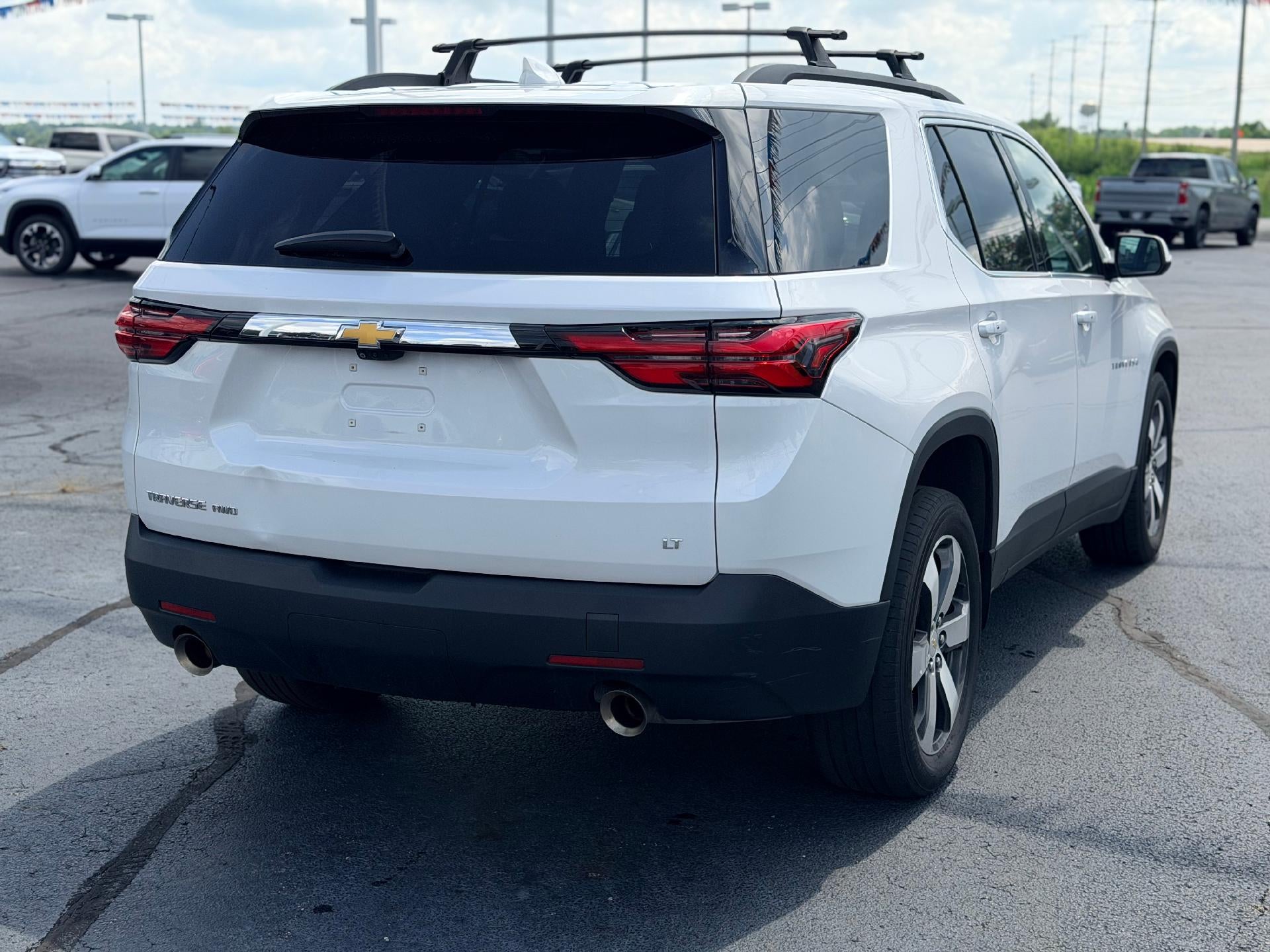 2023 Chevrolet Traverse LT Leather