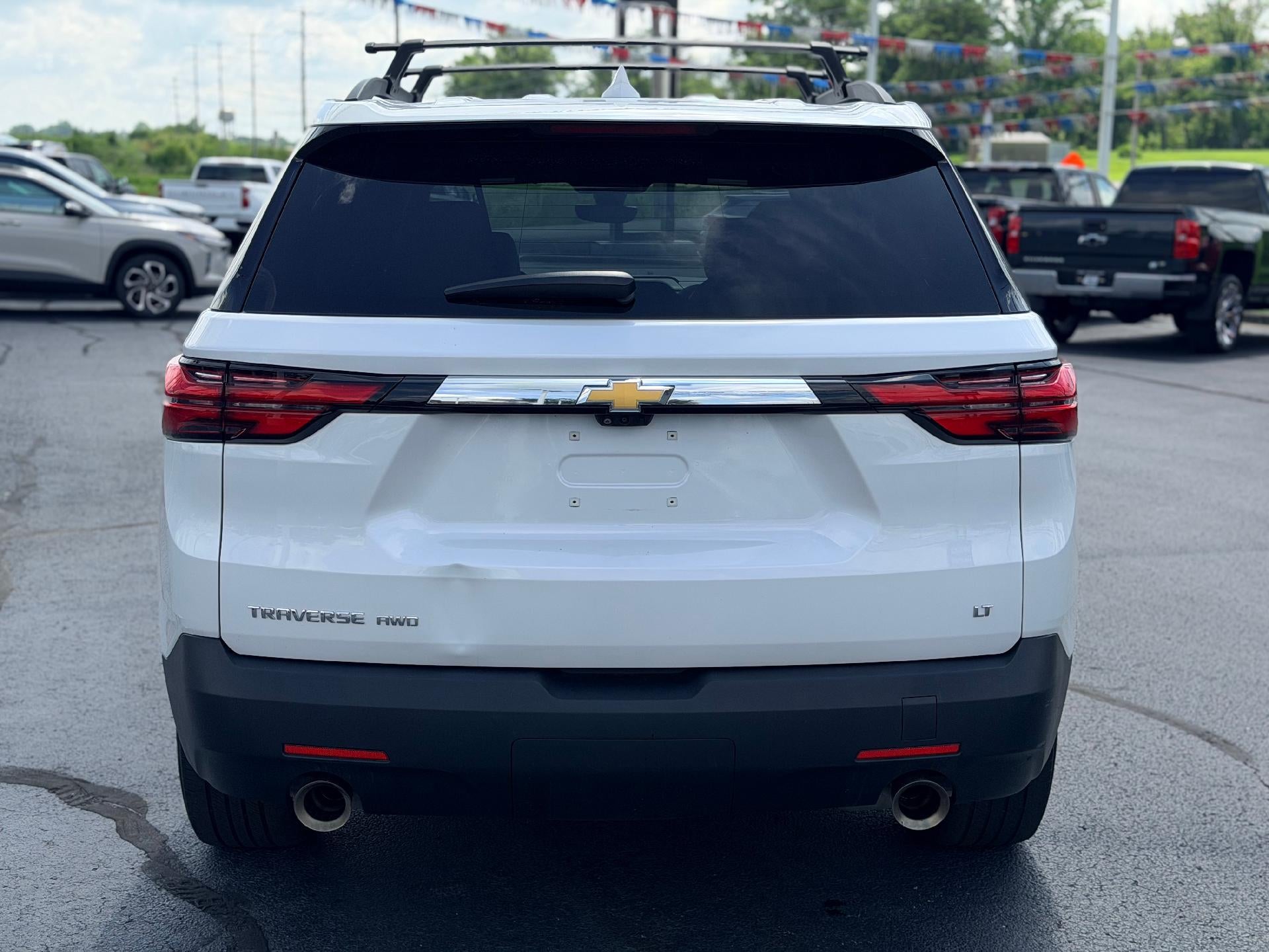 2023 Chevrolet Traverse LT Leather