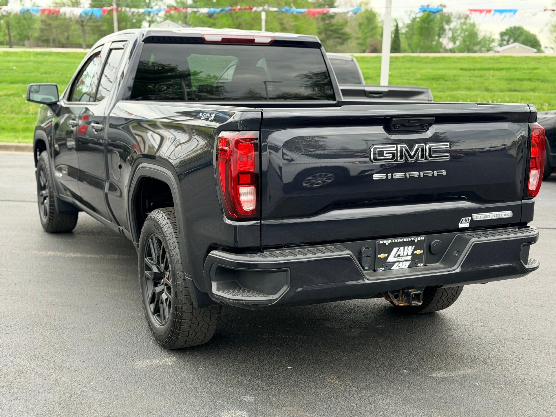 2023 GMC Sierra 1500 Elevation