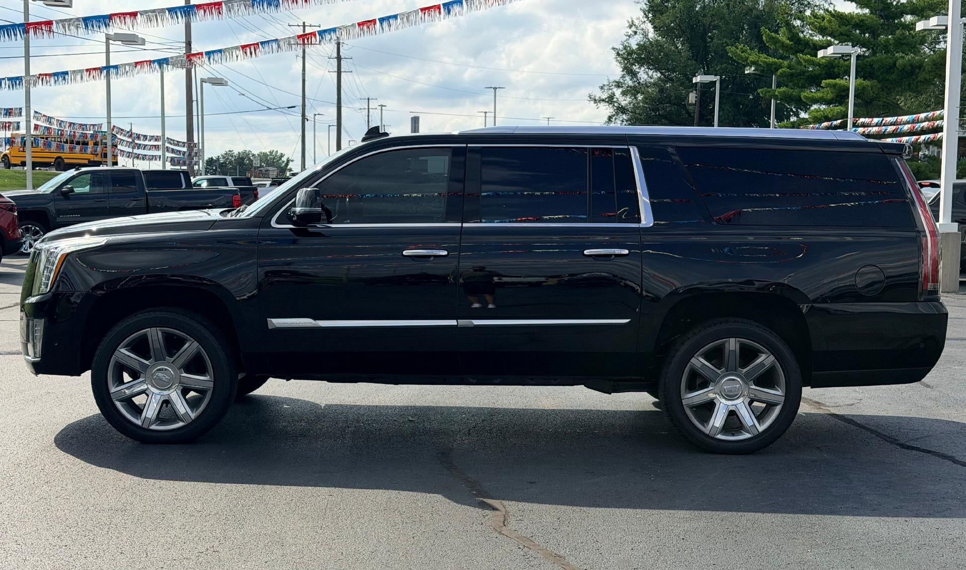 2019 Cadillac Escalade ESV Premium Luxury
