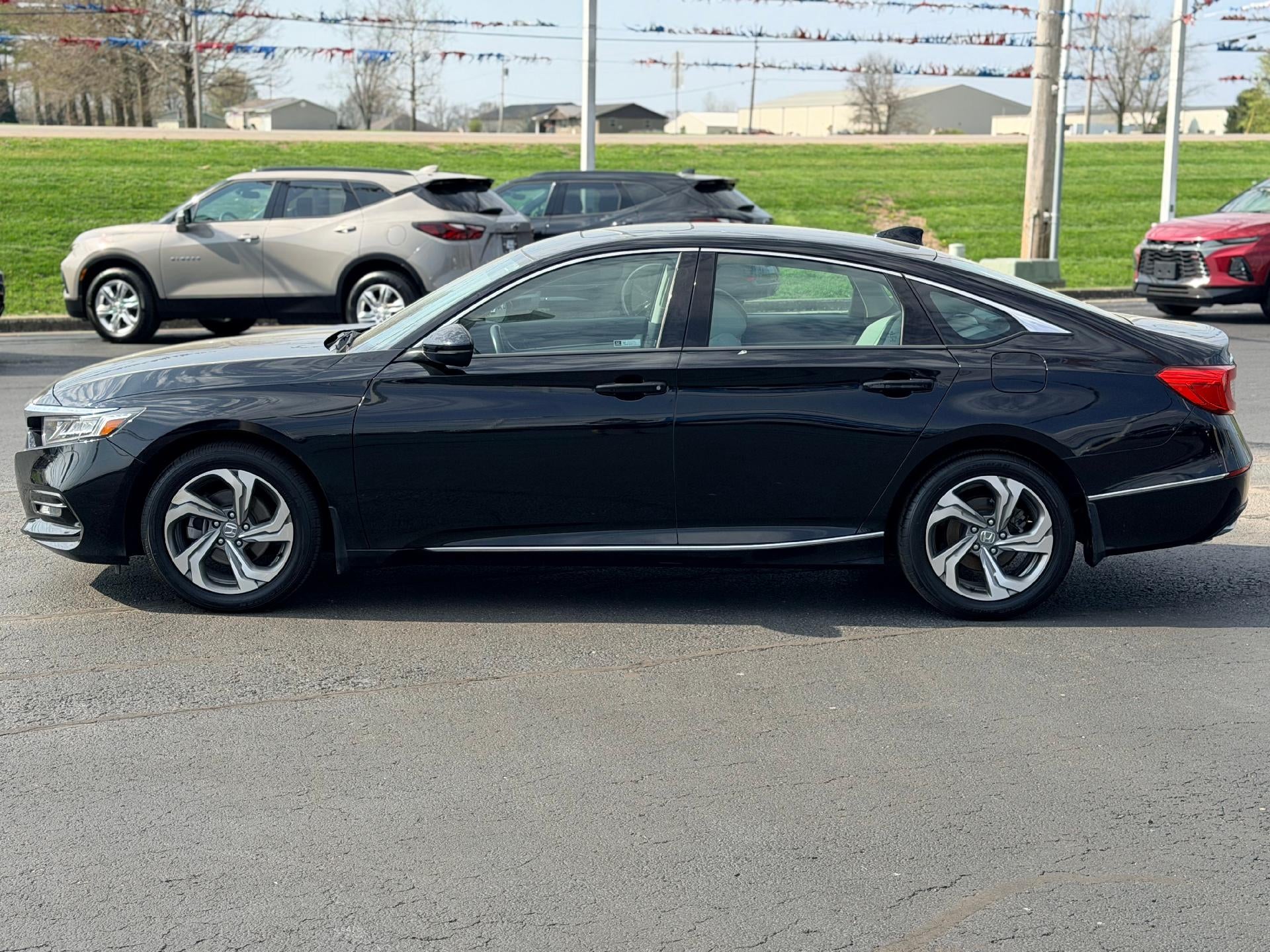 2018 Honda Accord Sedan EX-L Navi 1.5T