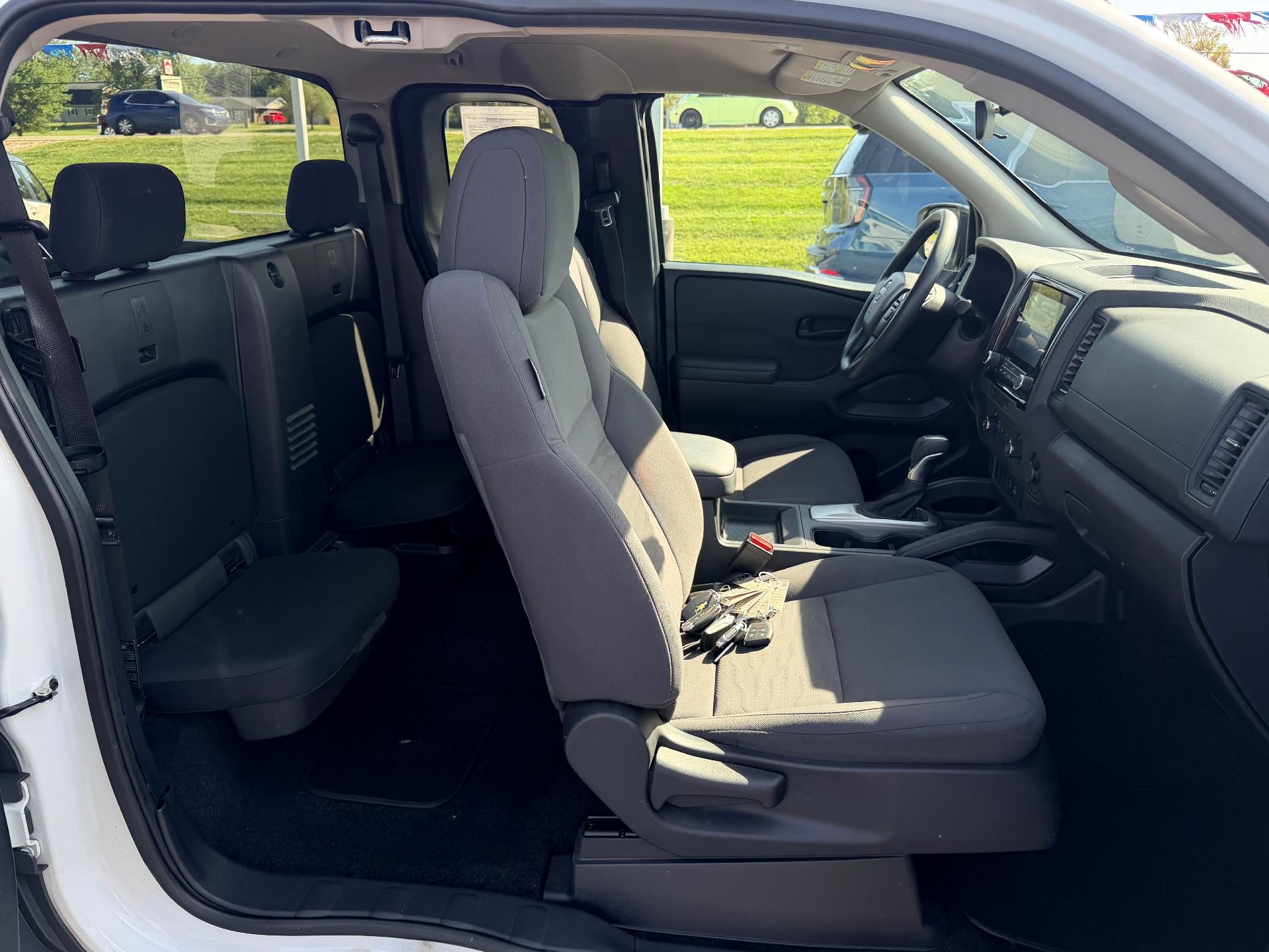 2024 Nissan Frontier S