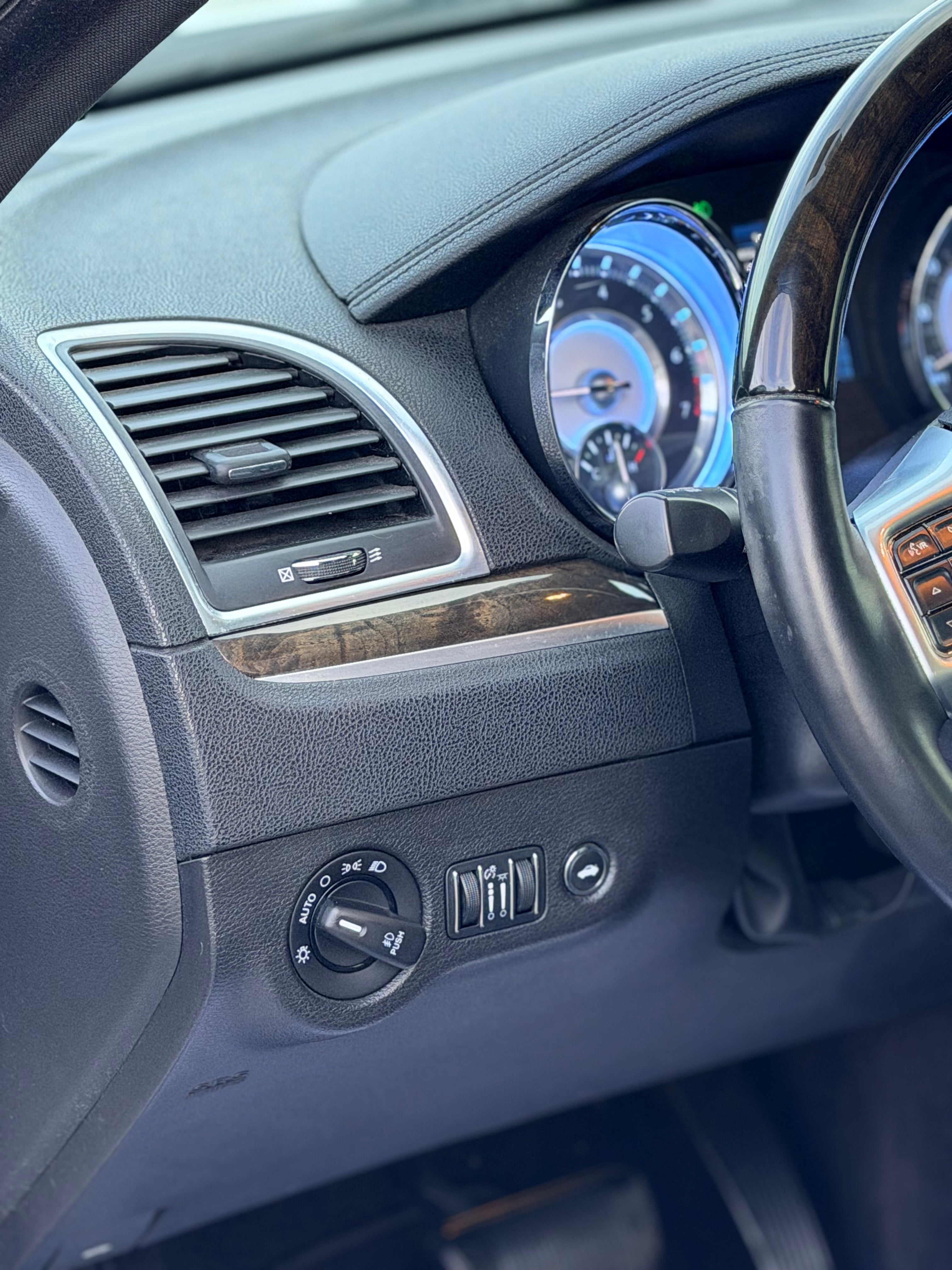 2013 Chrysler 300 300C