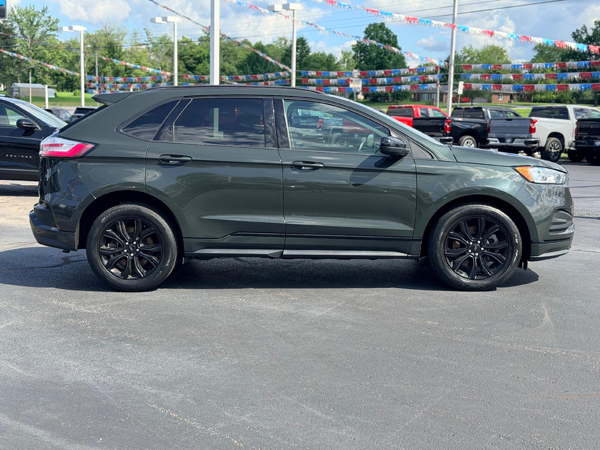 2022 Ford Edge SE