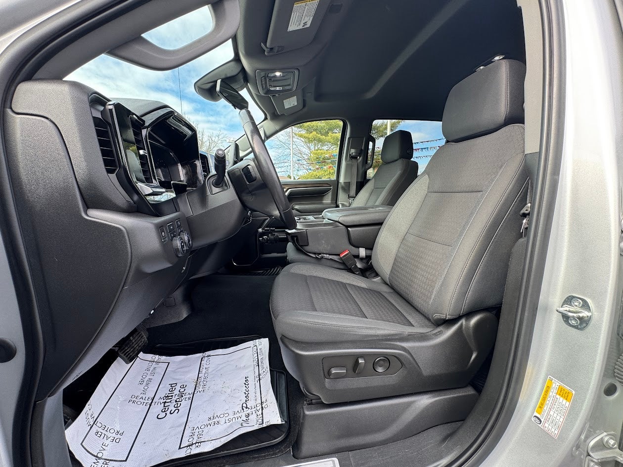 2022 Chevrolet Silverado 1500 LT (2FL)