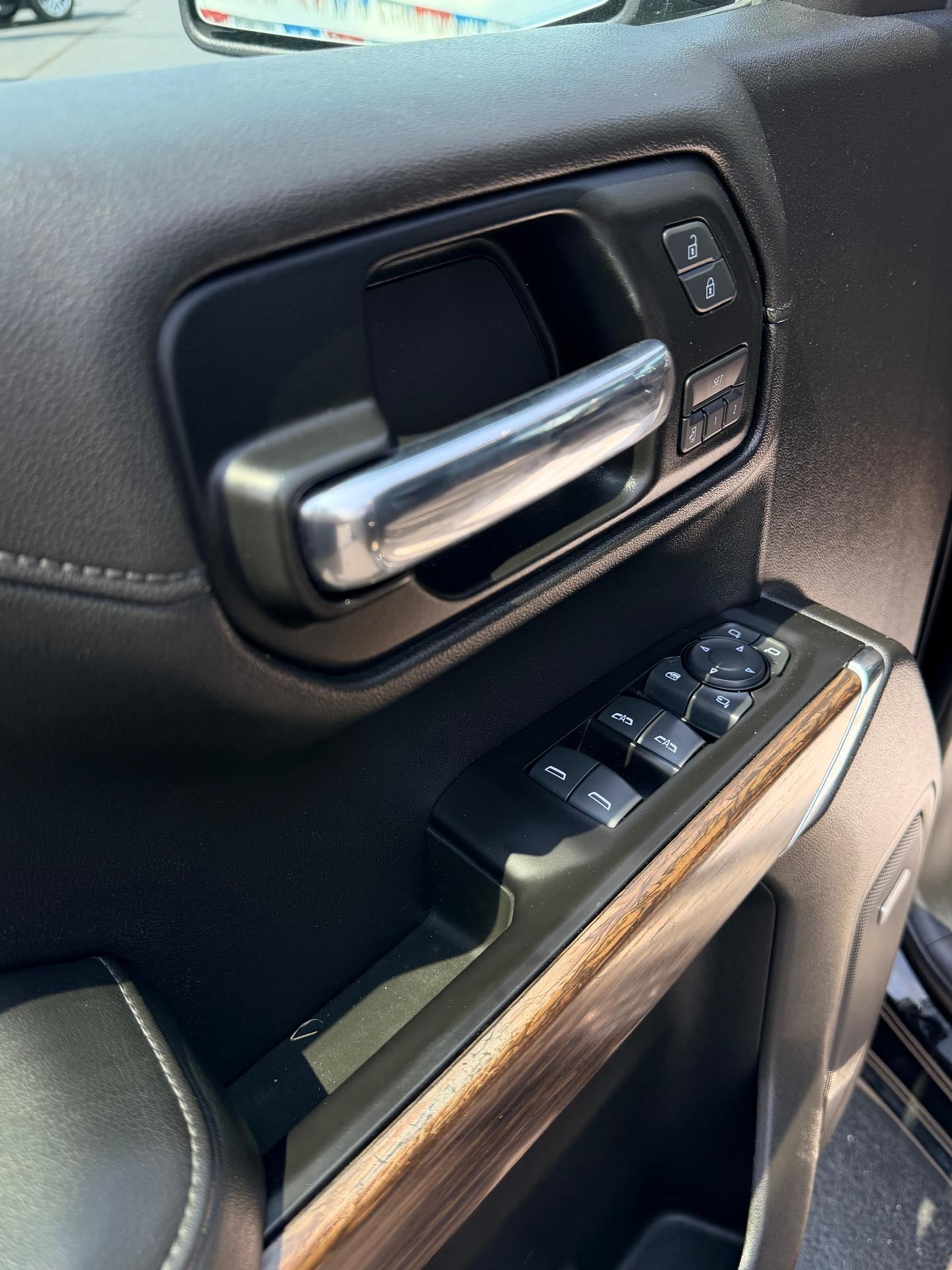 2019 Chevrolet Silverado 1500 High Country - Photo 12