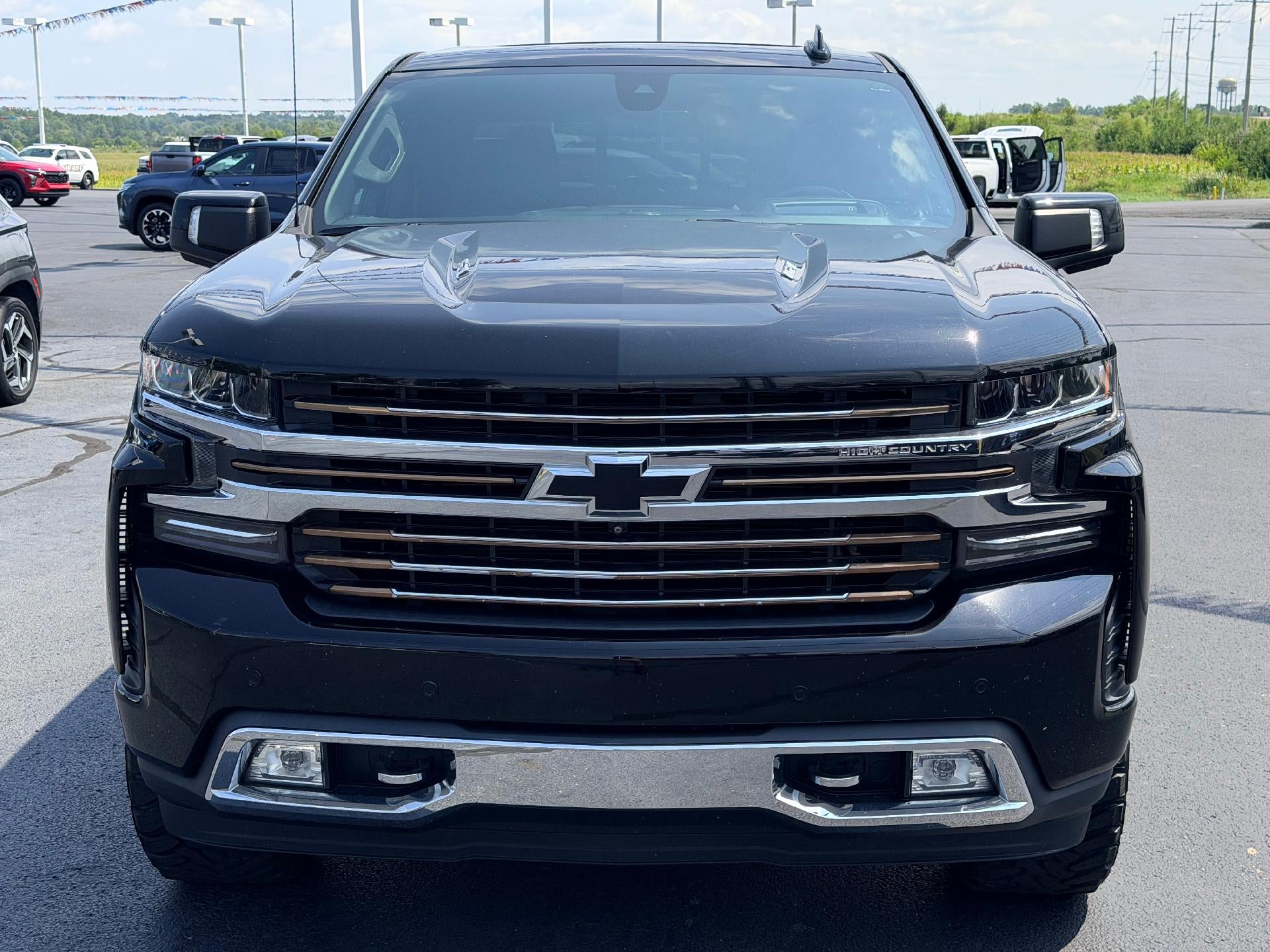 2019 Chevrolet Silverado 1500 High Country - Photo 2