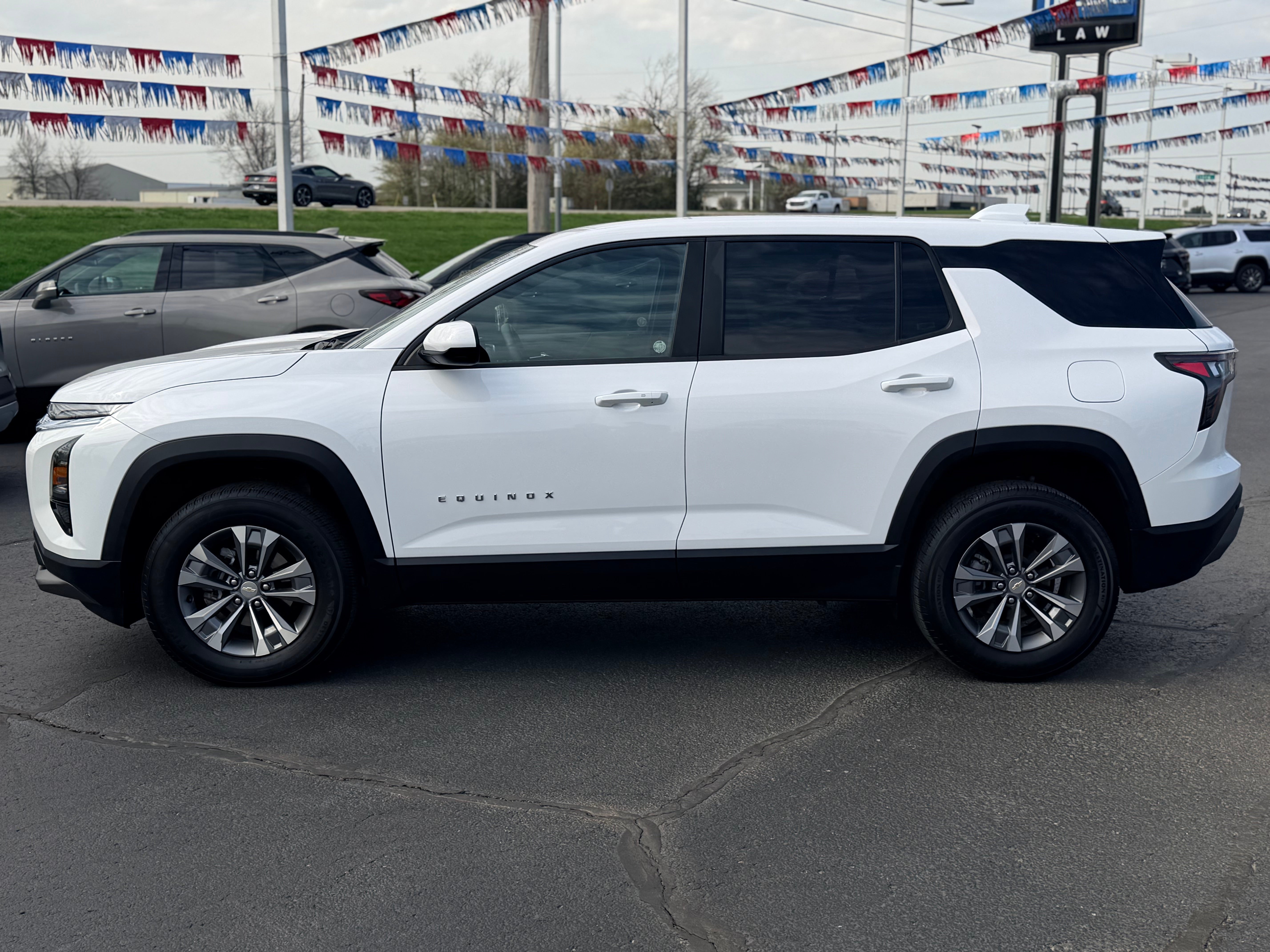 2025 Chevrolet Equinox LT