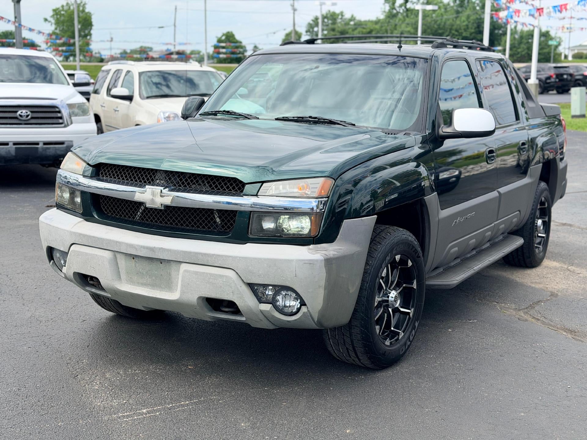 2002 Chevrolet Avalanche Base