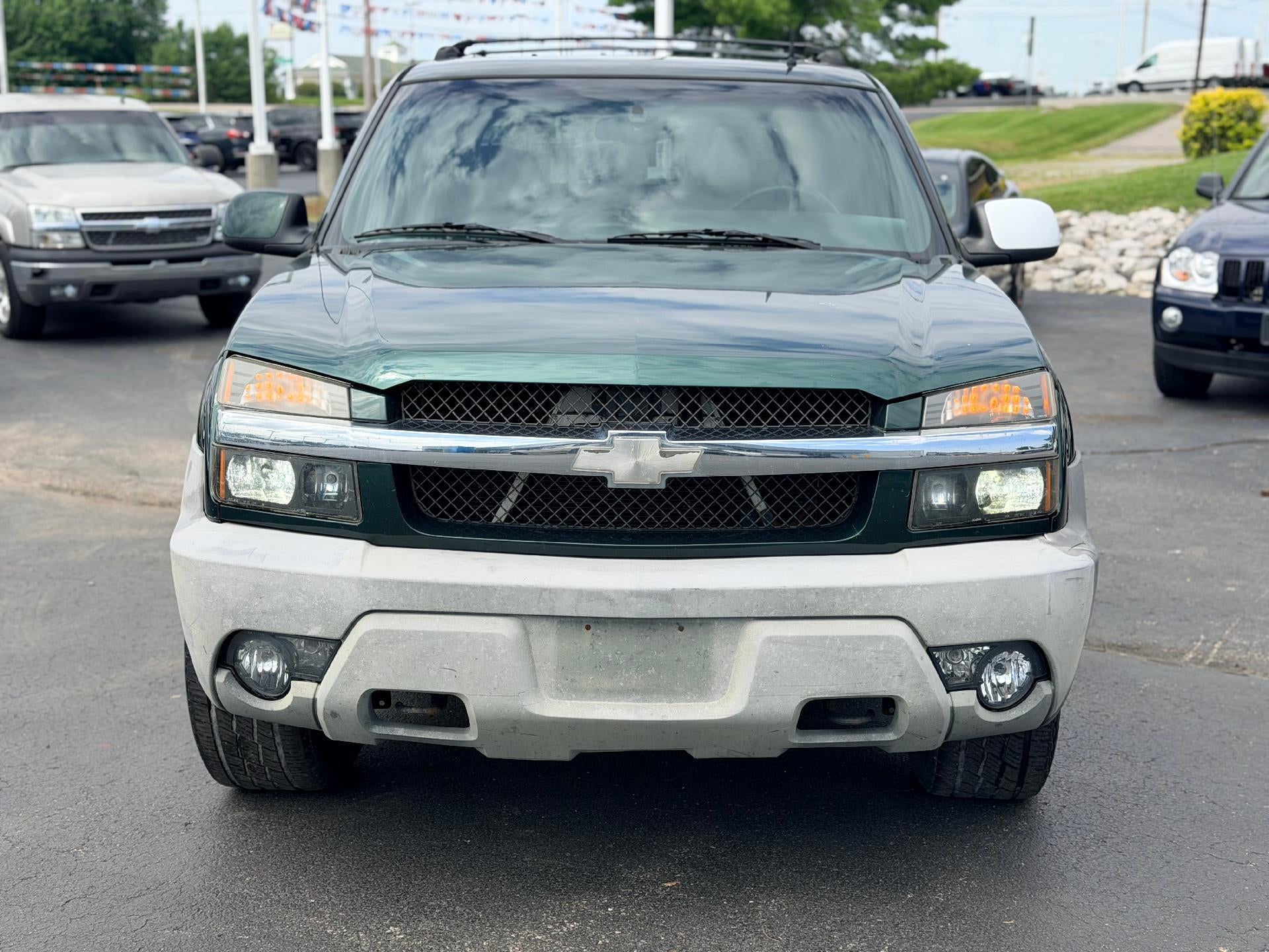 2002 Chevrolet Avalanche Base