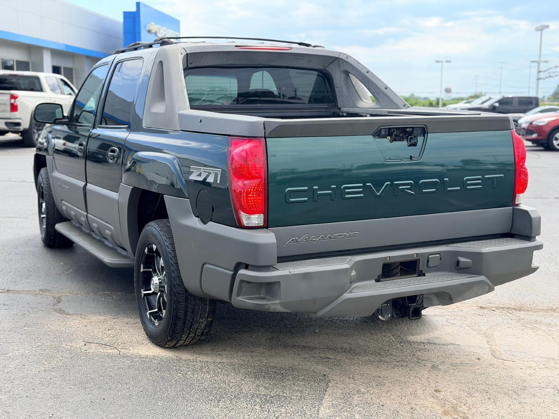 2002 Chevrolet Avalanche Base