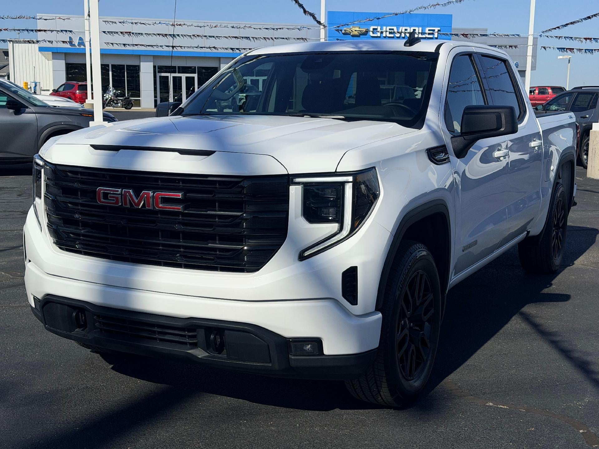 2024 GMC Sierra 1500 Elevation