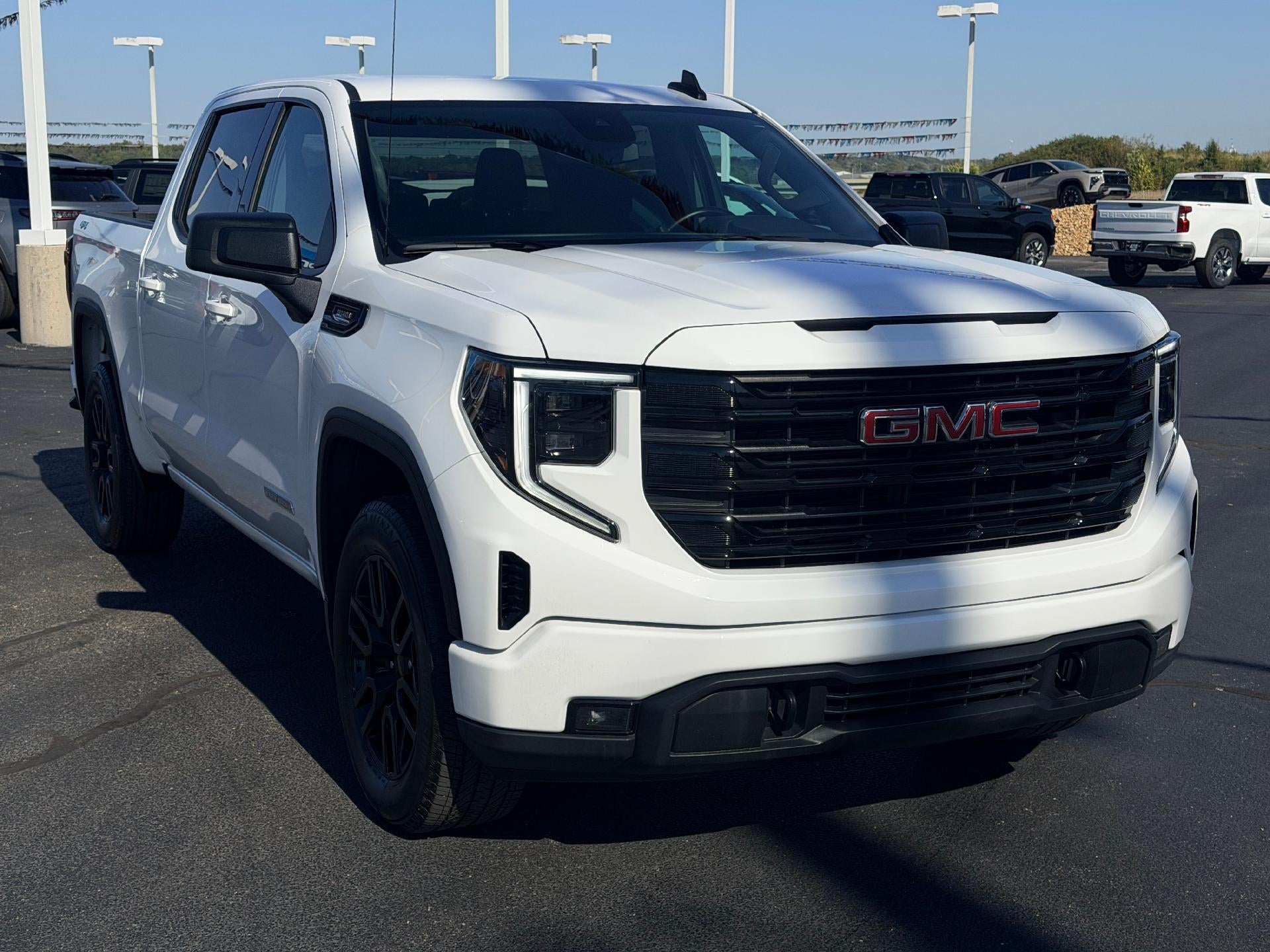 2024 GMC Sierra 1500 Elevation