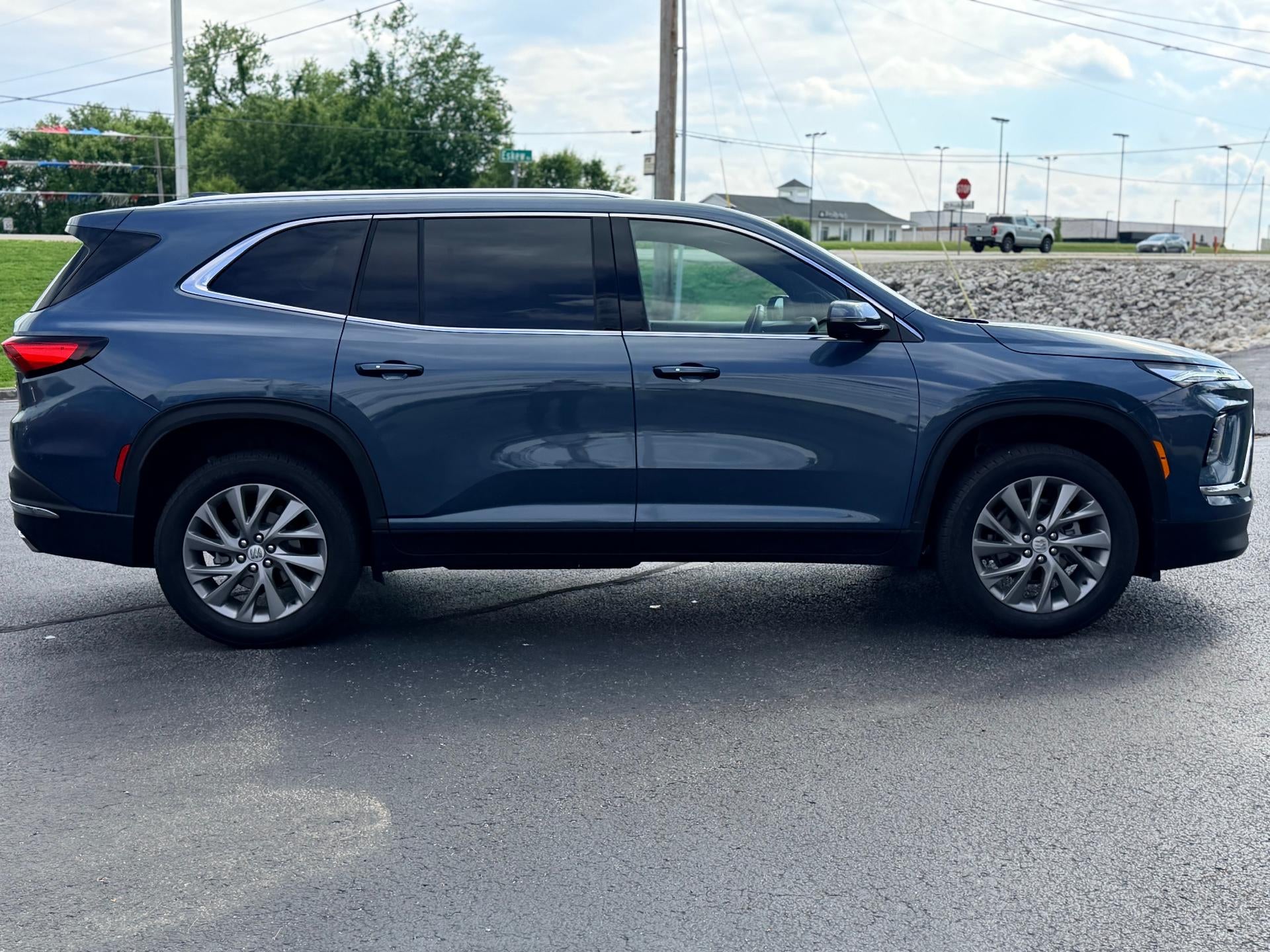 2025 Buick Enclave Preferred