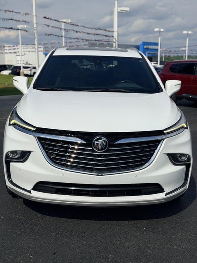 2023 Buick Enclave Essence