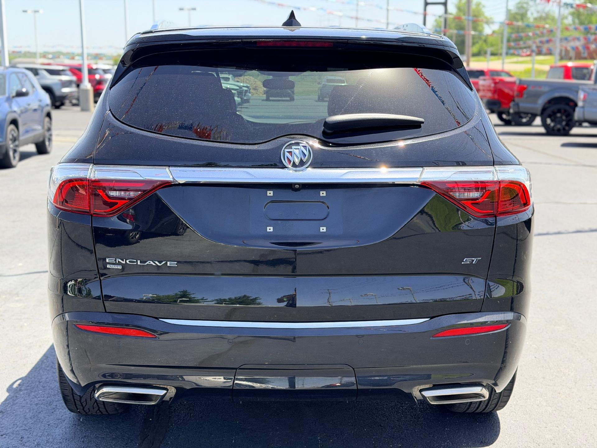 2023 Buick Enclave Essence