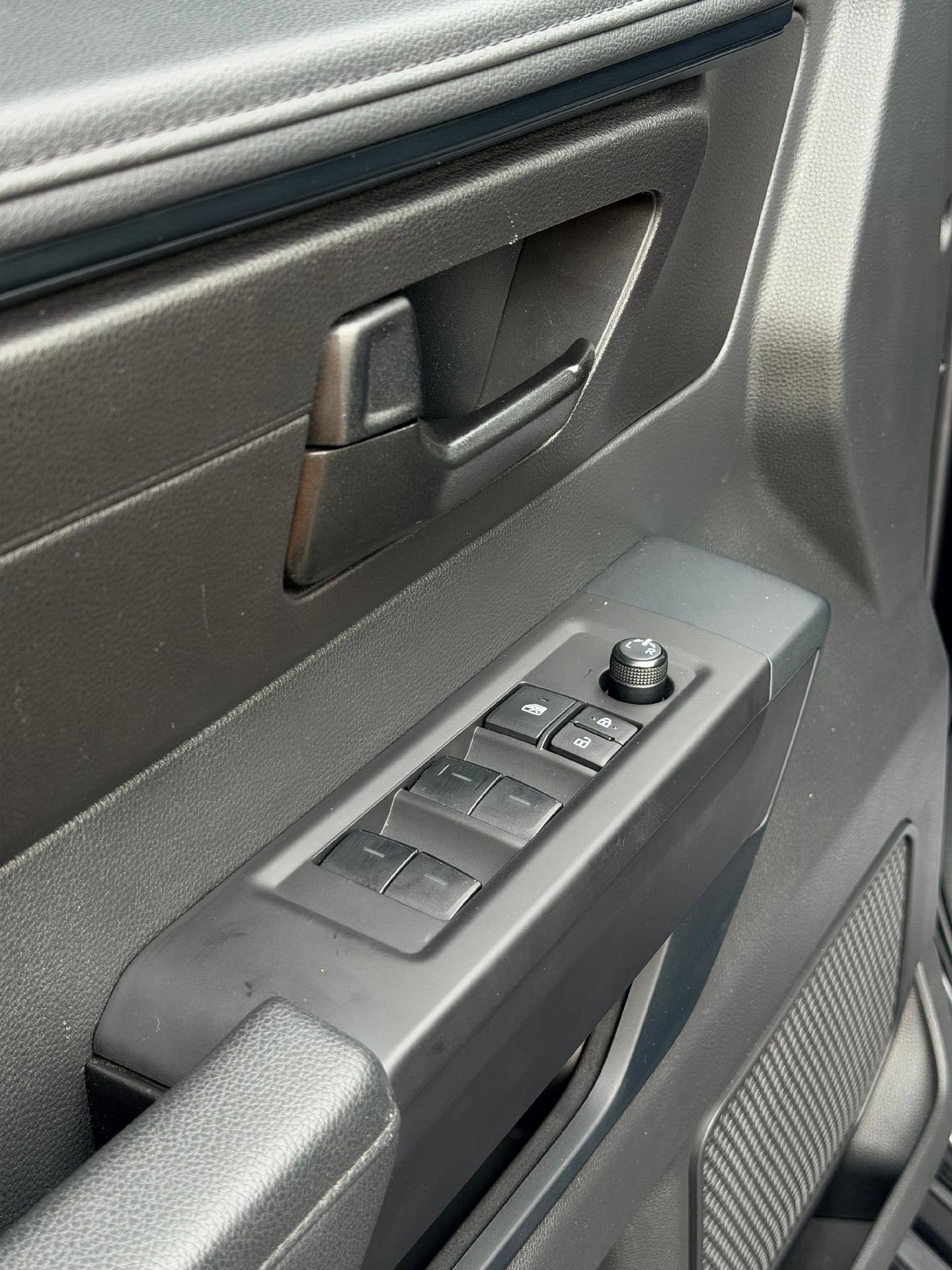2025 Toyota Tundra 4WD SR