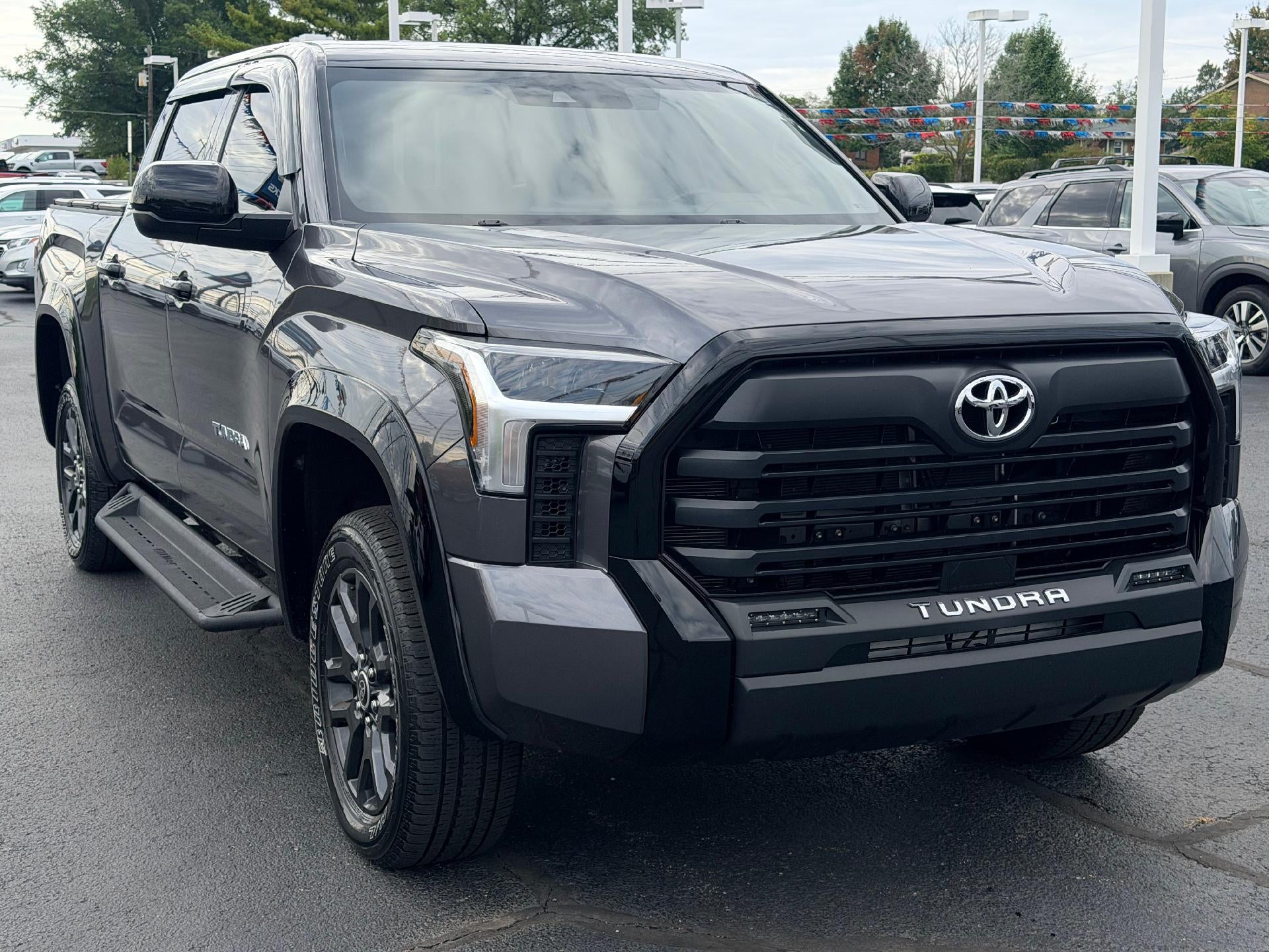 2025 Toyota Tundra 4WD SR