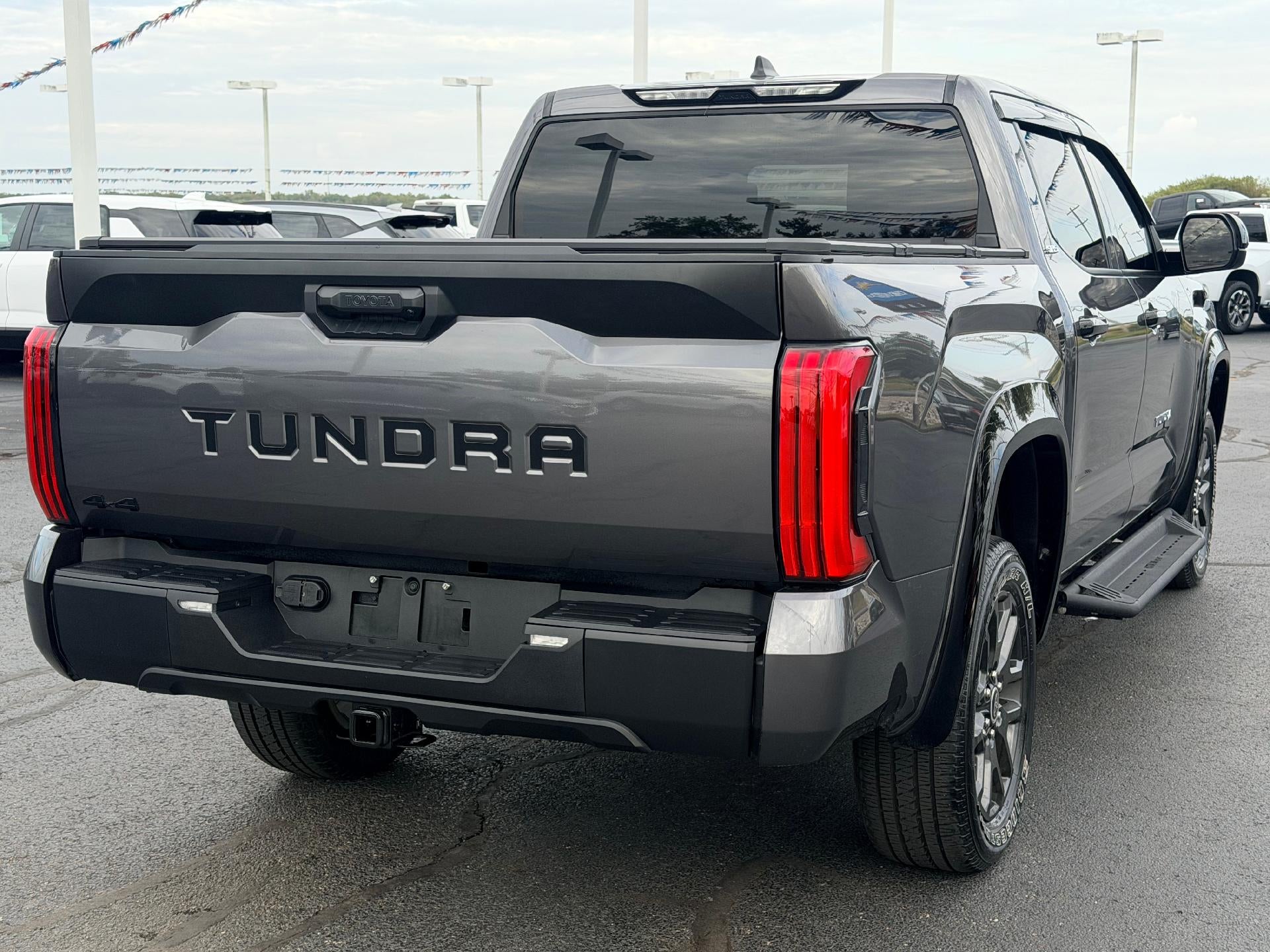 2025 Toyota Tundra 4WD SR