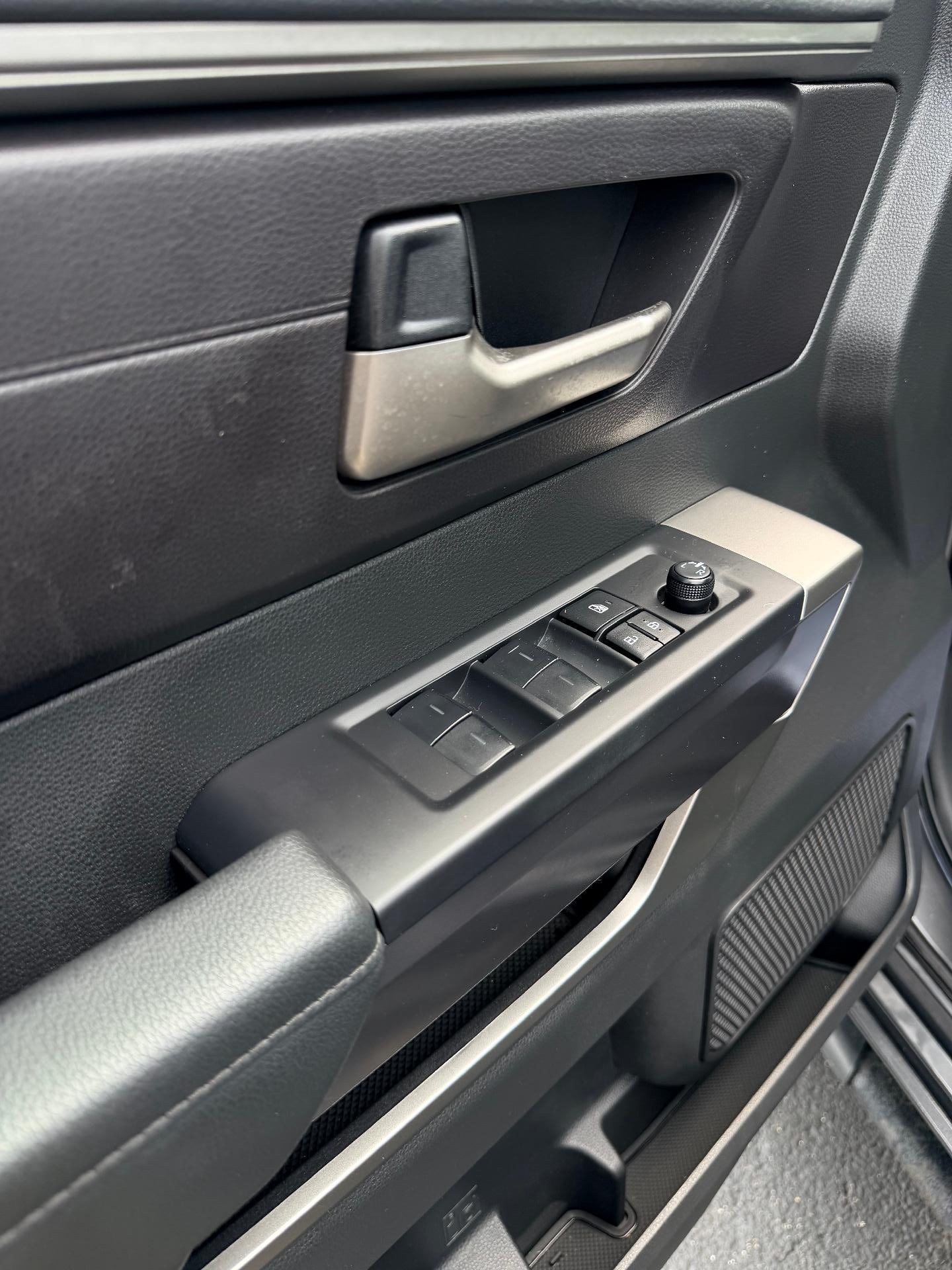 2025 Toyota Tundra 4WD SR