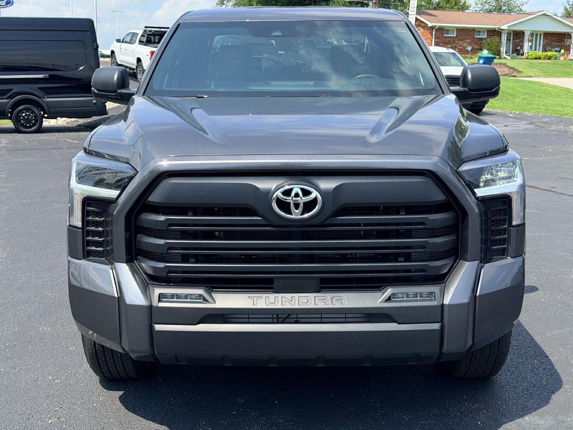 2025 Toyota Tundra 4WD SR