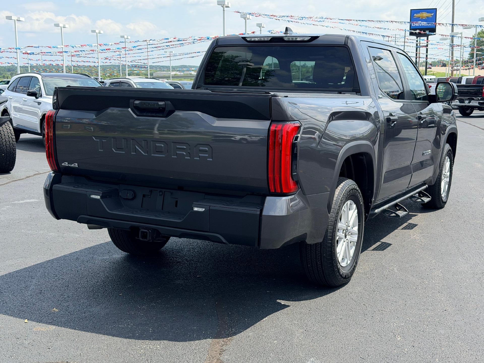 2025 Toyota Tundra 4WD SR