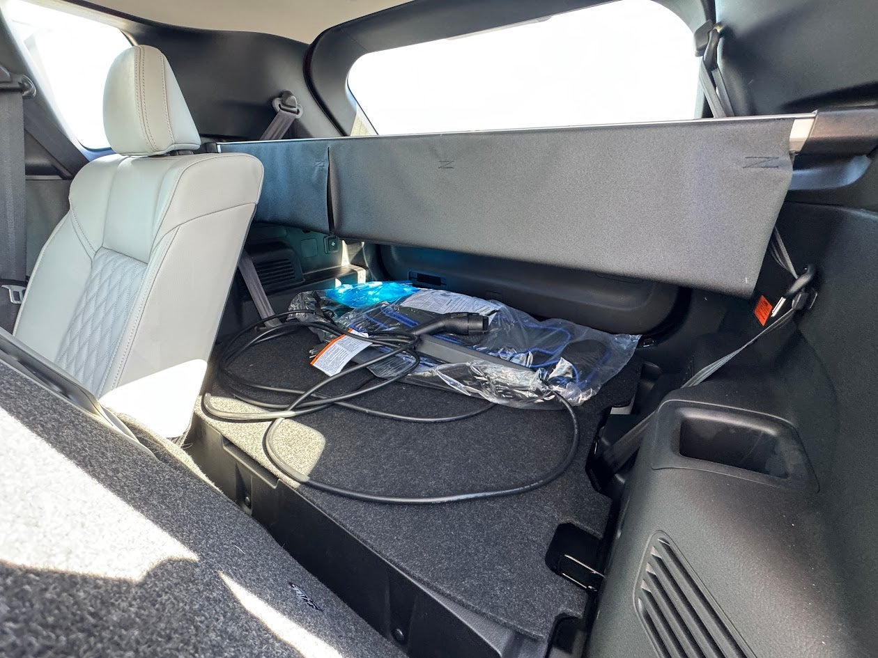 2025 Mitsubishi Outlander Plug-In Hybrid SEL