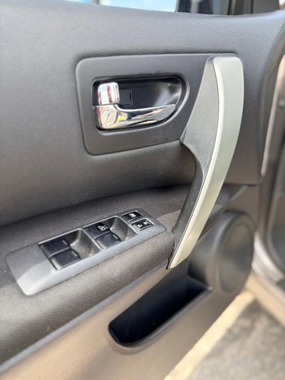 2011 Nissan Rogue SV