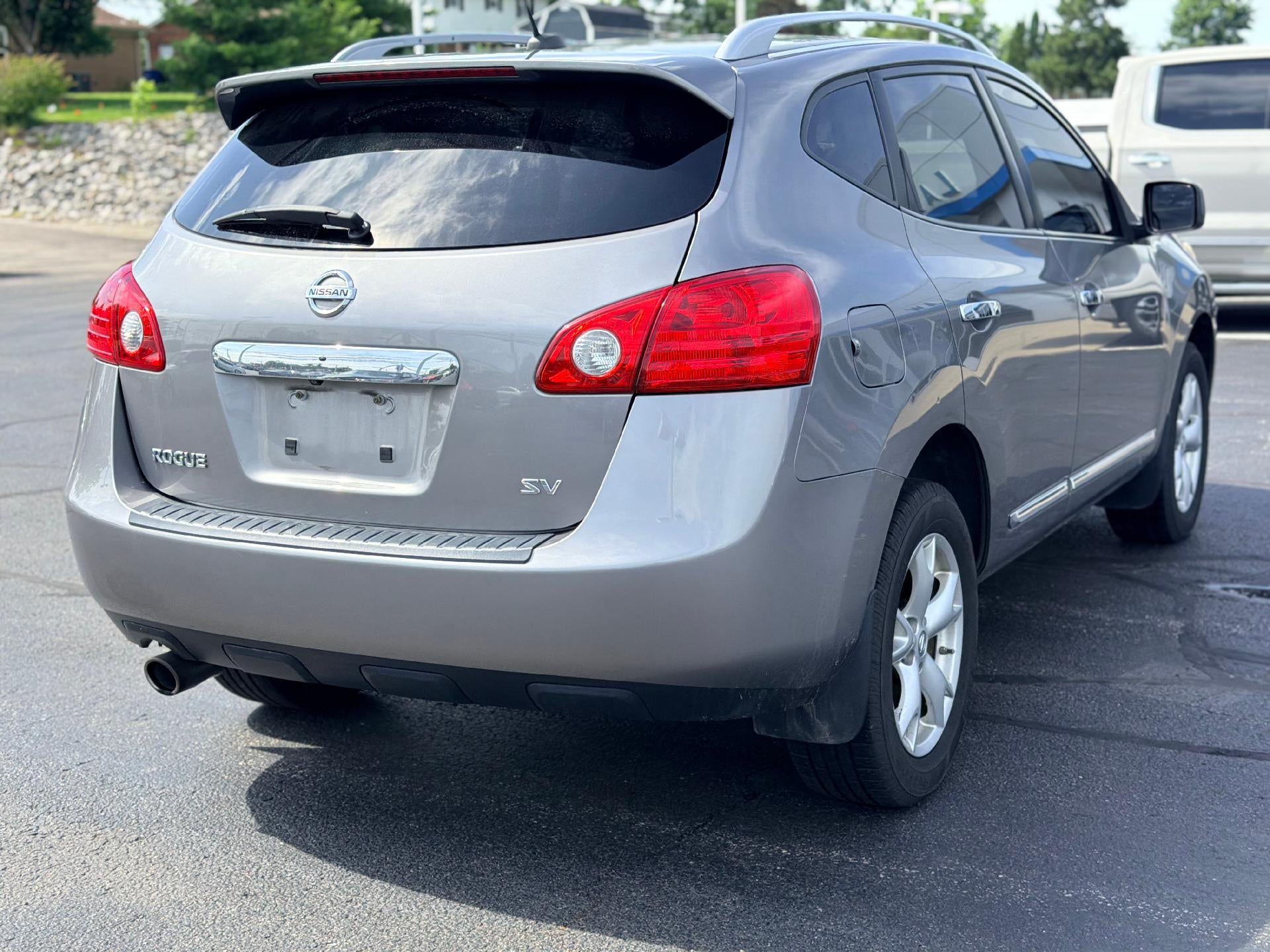 2011 Nissan Rogue SV