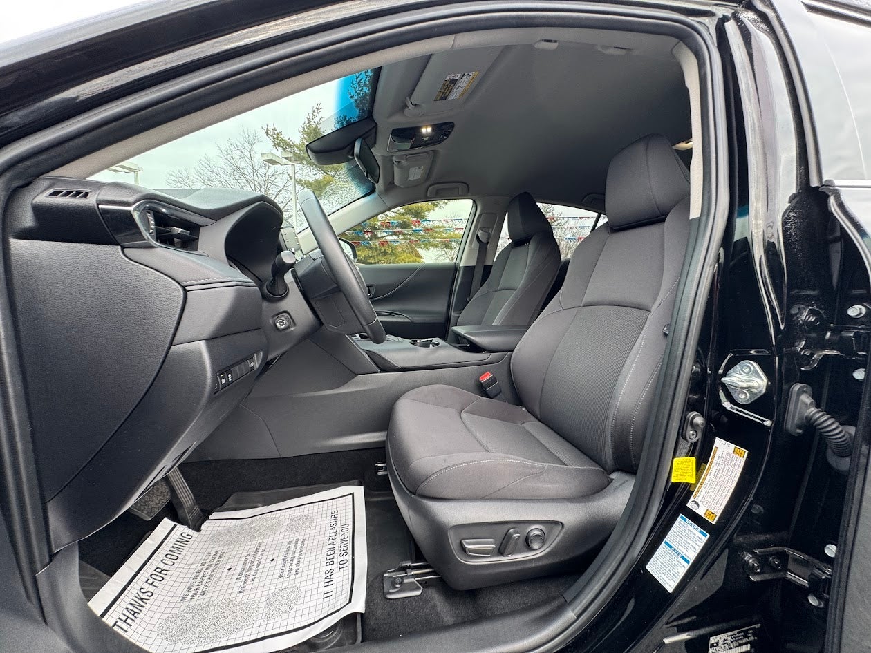 2022 Toyota Venza LE