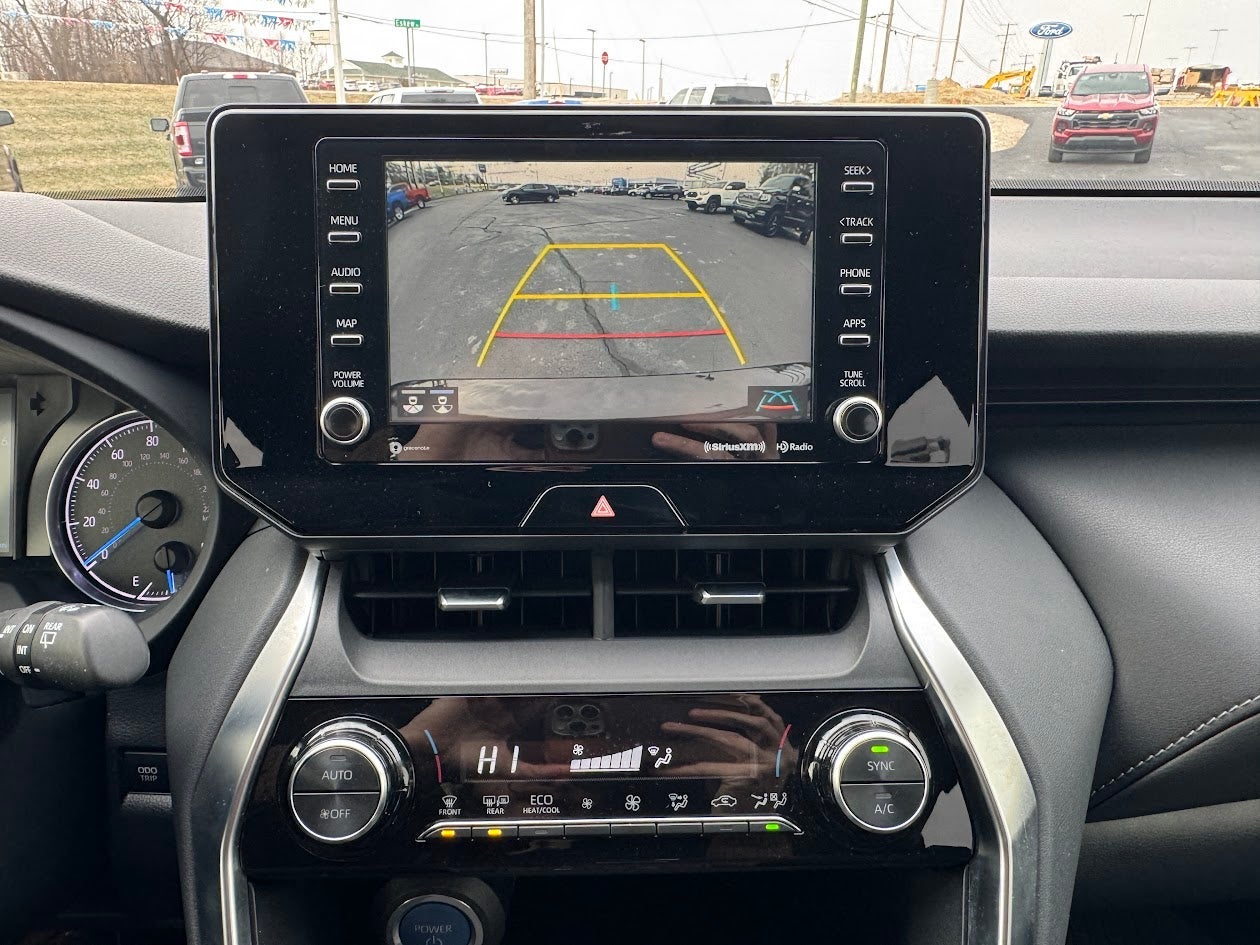 2022 Toyota Venza LE