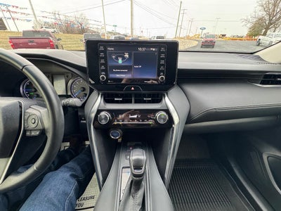 2022 Toyota Venza LE