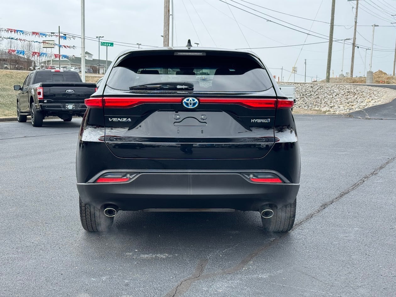 2022 Toyota Venza LE